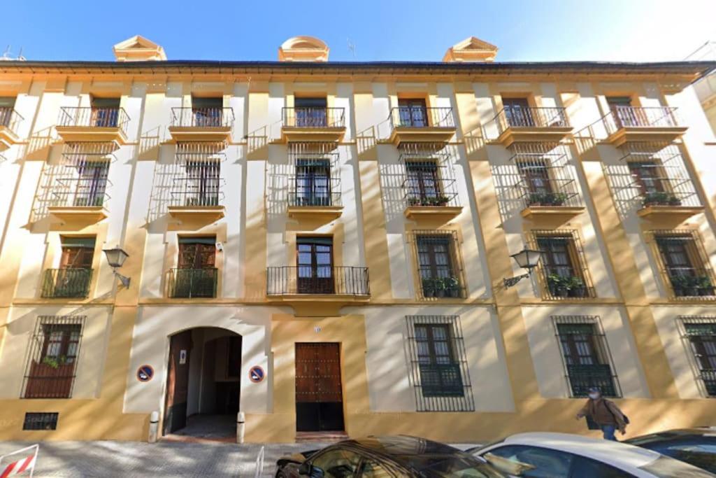 Atico Plaza Cristo De Burgos Lägenhet Sevilla Exteriör bild