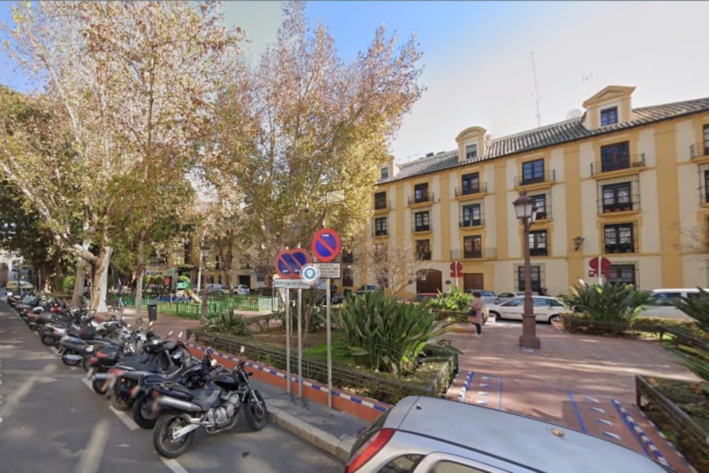 Atico Plaza Cristo De Burgos Lägenhet Sevilla Exteriör bild