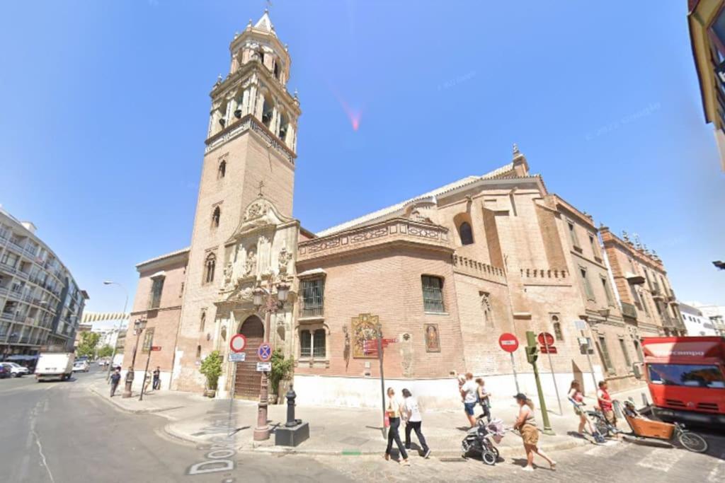 Atico Plaza Cristo De Burgos Lägenhet Sevilla Exteriör bild